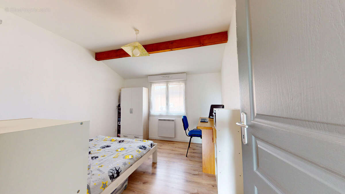 Maison à CHATILLON-LA-PALUD