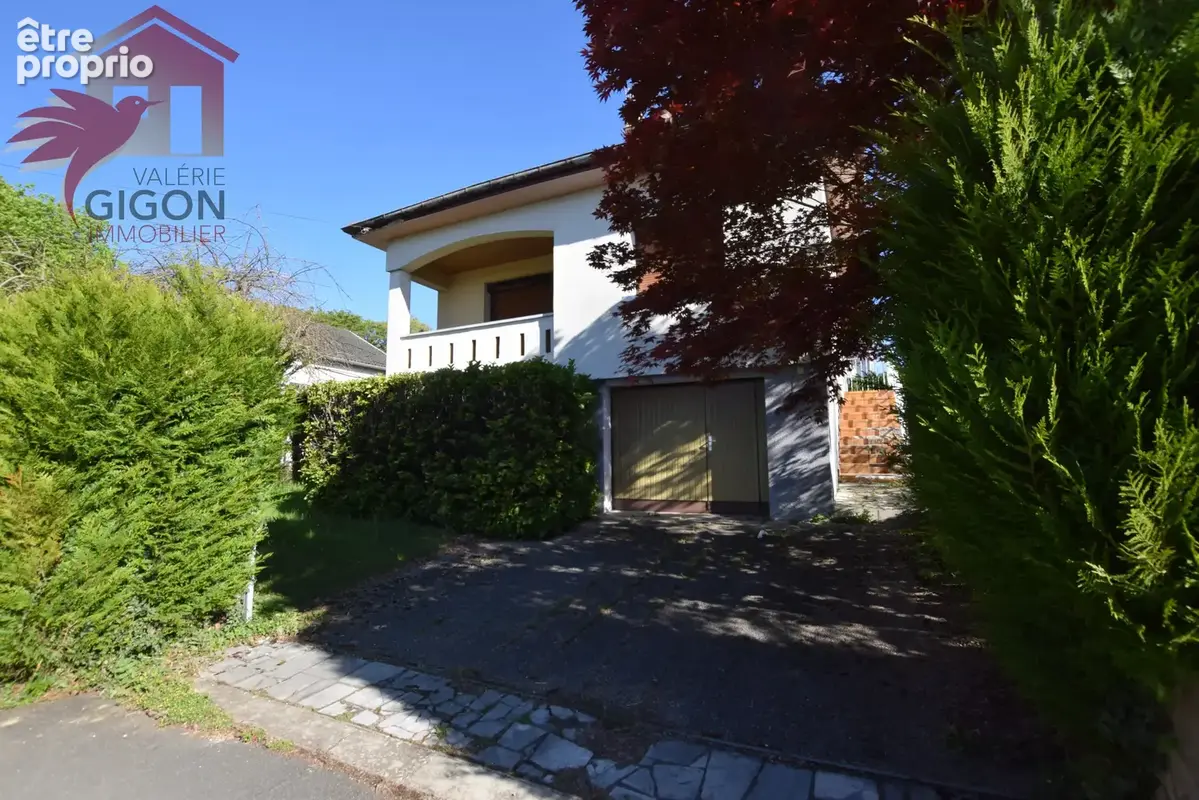 Maison à GRAND-CHARMONT