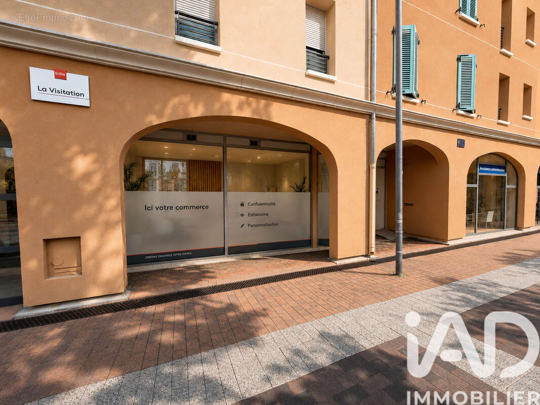 Photo 4 - Commerce à TOULON