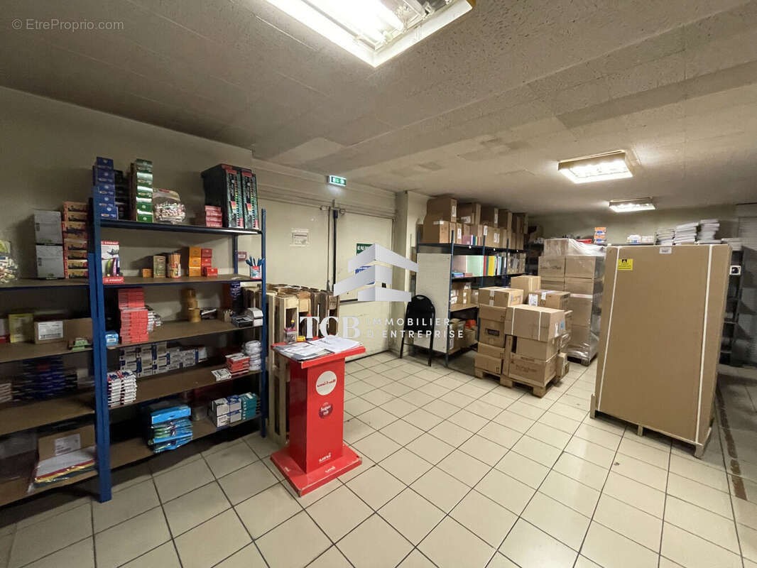 Commerce à ORVAULT