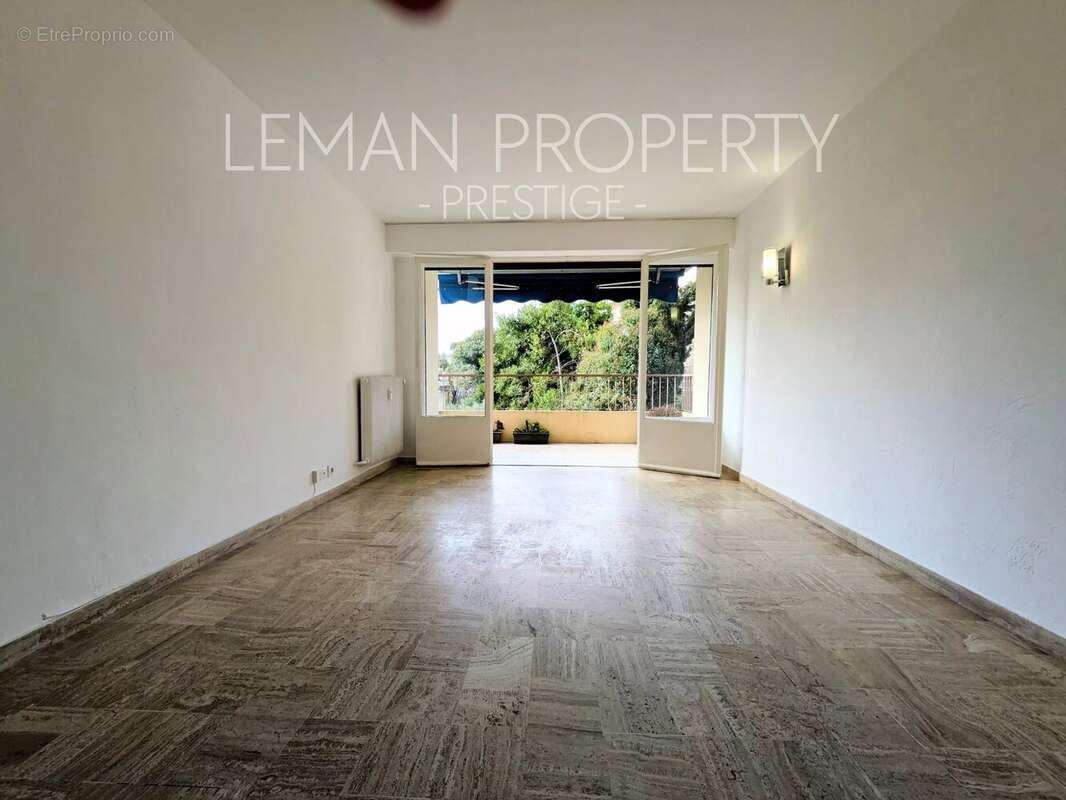 Appartement à LE CANNET