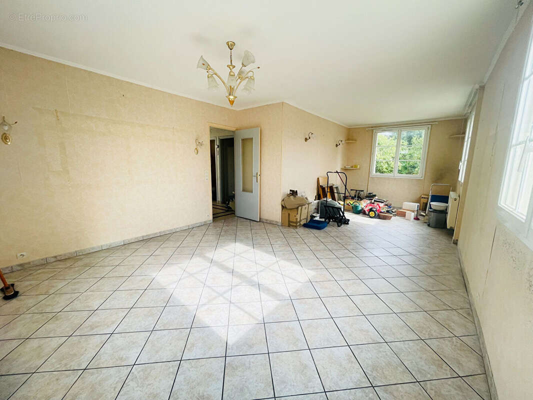 Maison à SARTROUVILLE