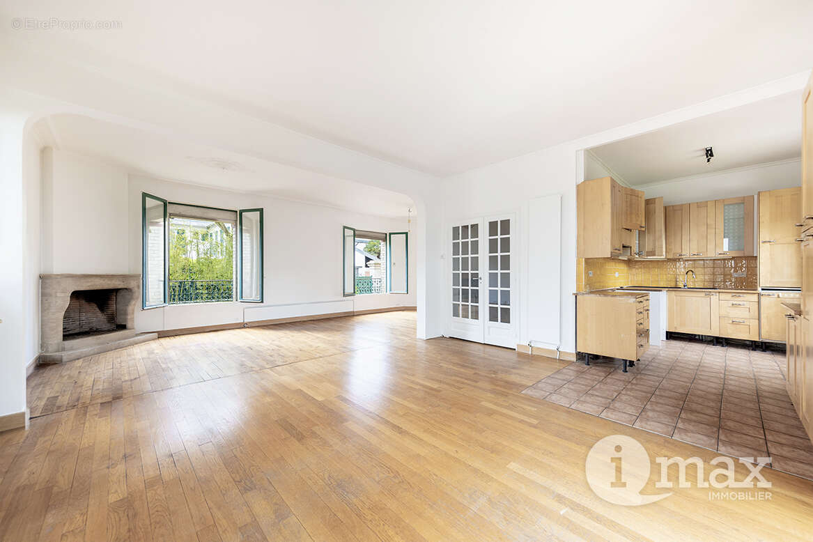 Maison à ASNIERES-SUR-SEINE