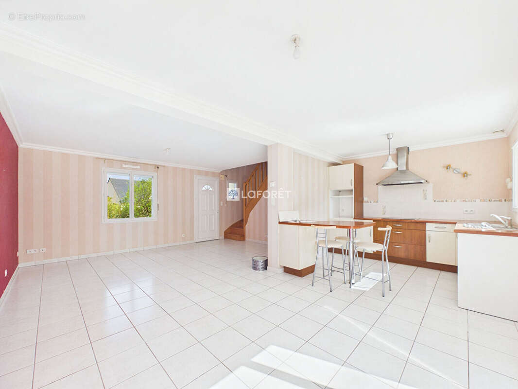 Maison à ERGUE-GABERIC