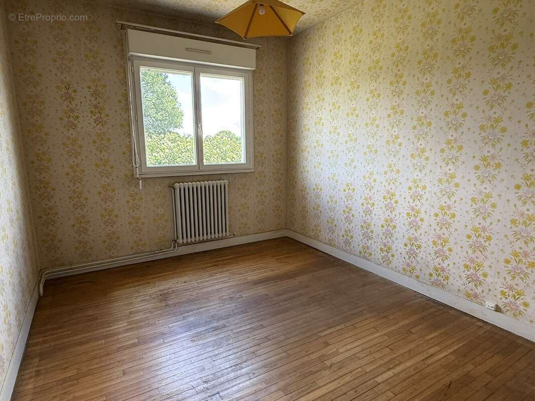 Maison à SAINT-BRICE-SUR-VIENNE