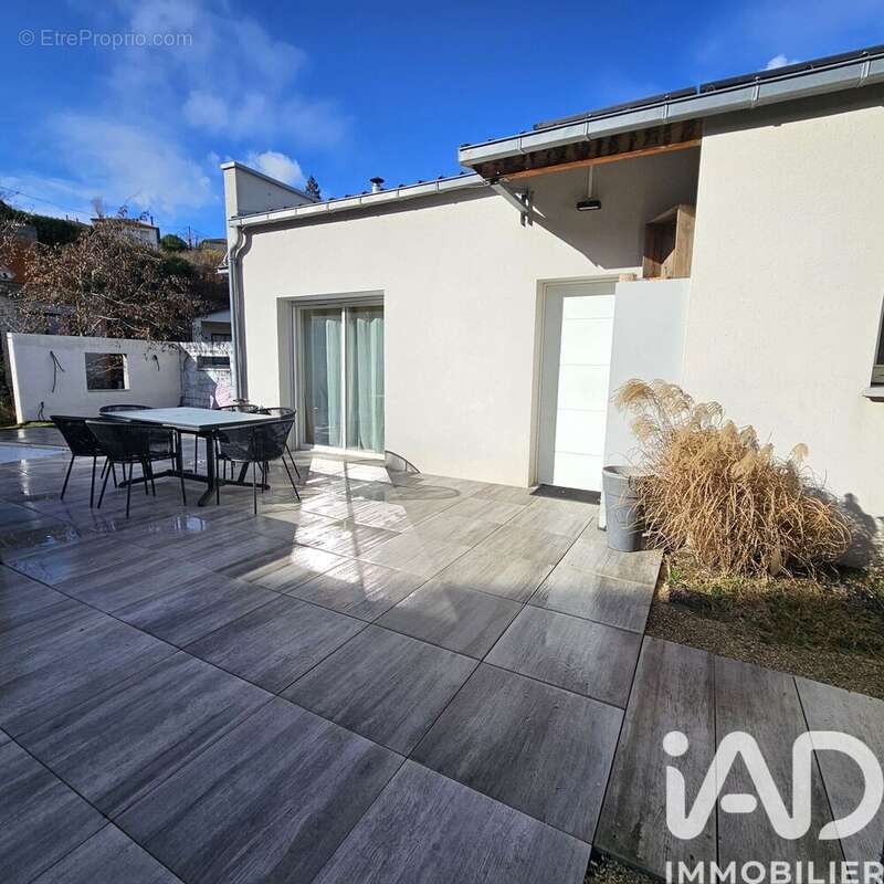 Photo 5 - Maison à SAINT-GENEST-LERPT