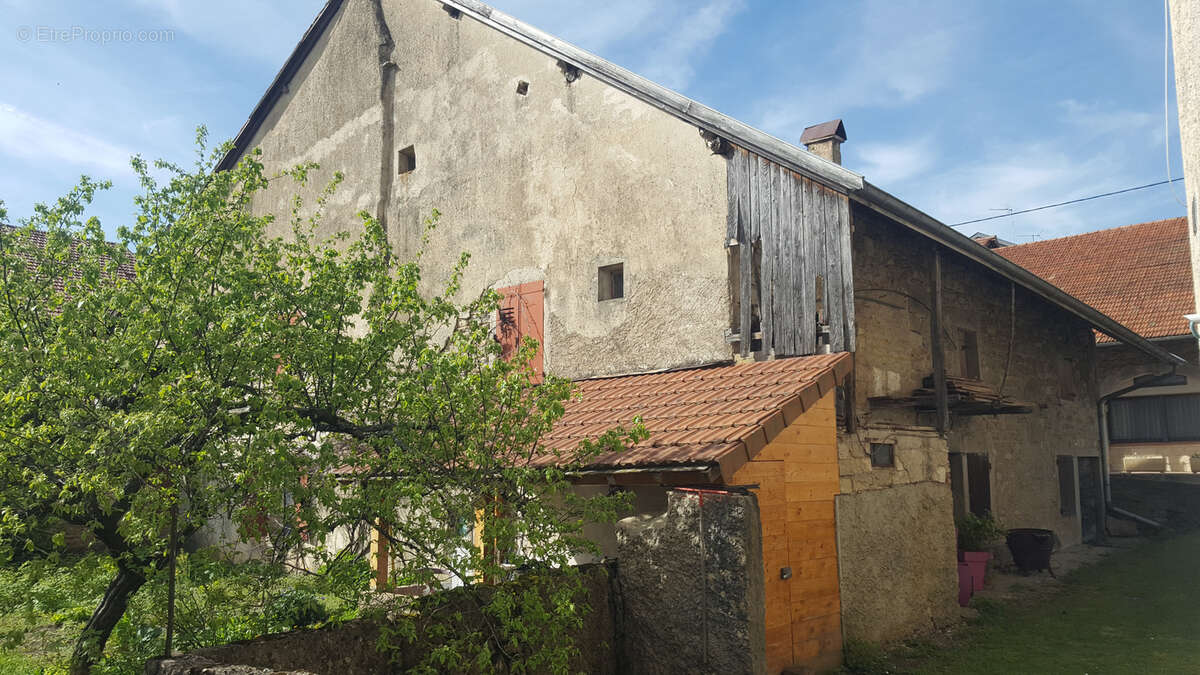 Maison à ONCIEU