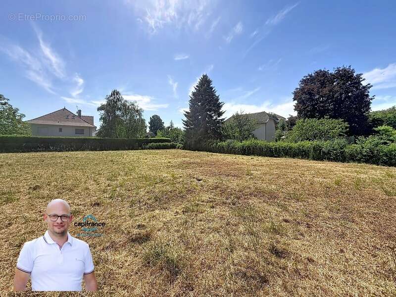 Terrain à vendre de 802,00 m² LES AVENIERES (38) - photo 6