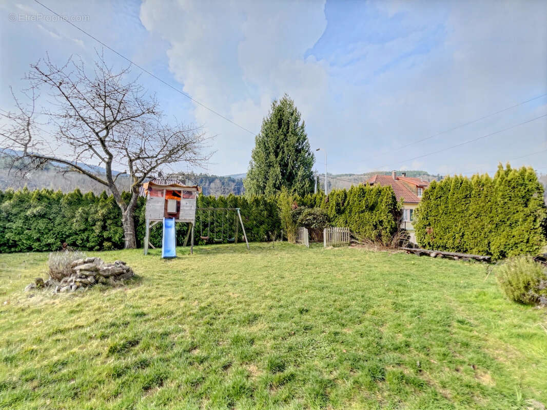 Maison à LE HOHWALD