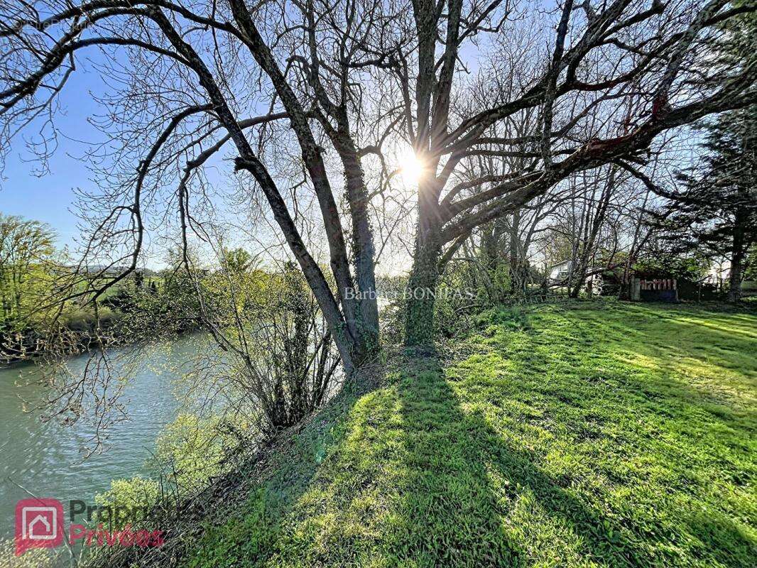 Maison à SAINT-SULPICE