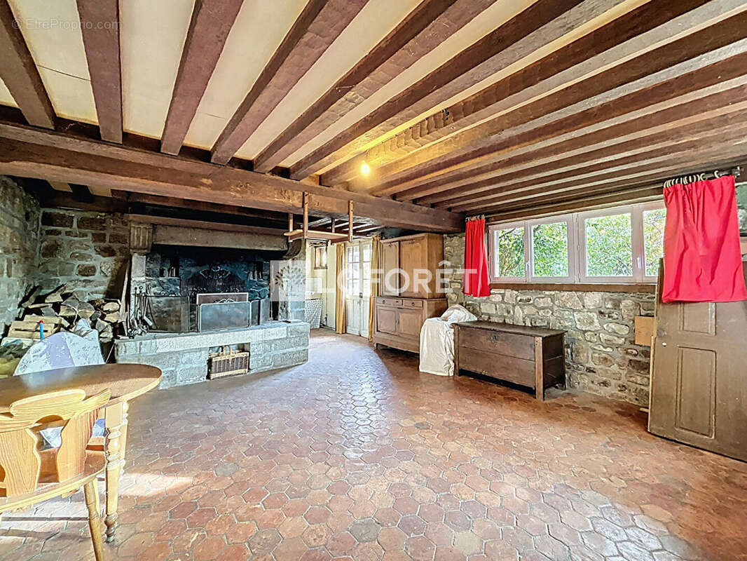 Maison à SAINT-GEORGES-DES-GROSEILLERS