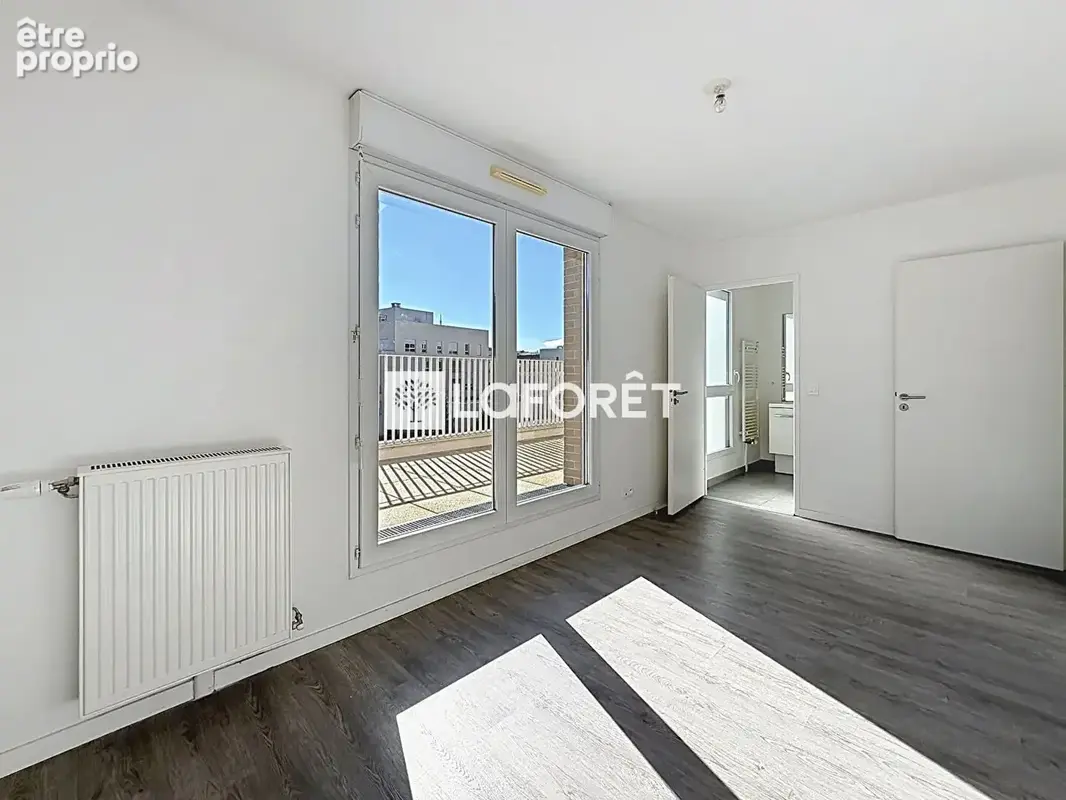 Appartement Romainville 4 pièce(s) 100 m2 - photo 10
