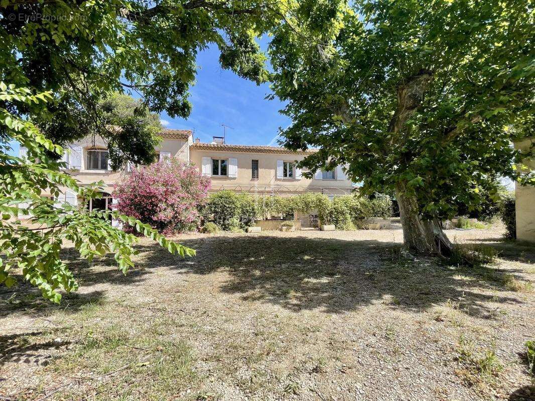 Maison à ARLES