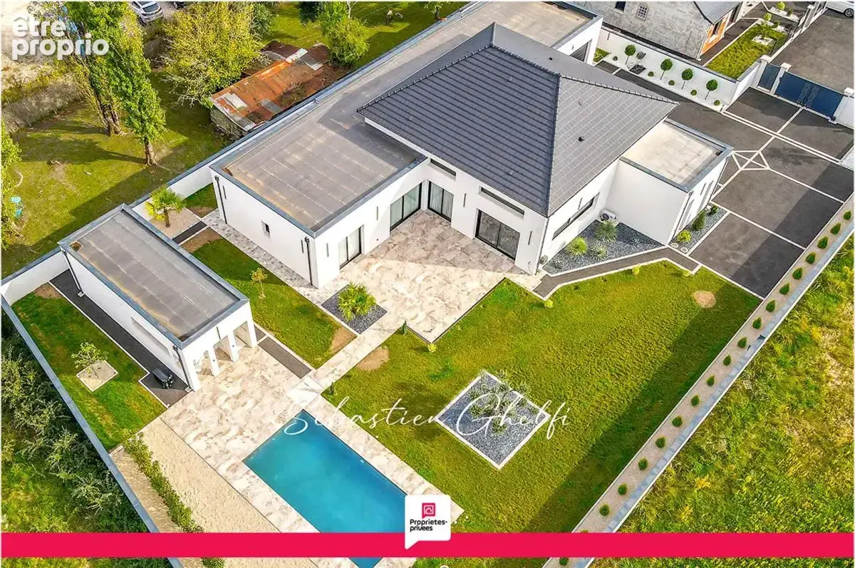belle maison contemporaine avec 5 chambres-piscine-grand garage - photo 18