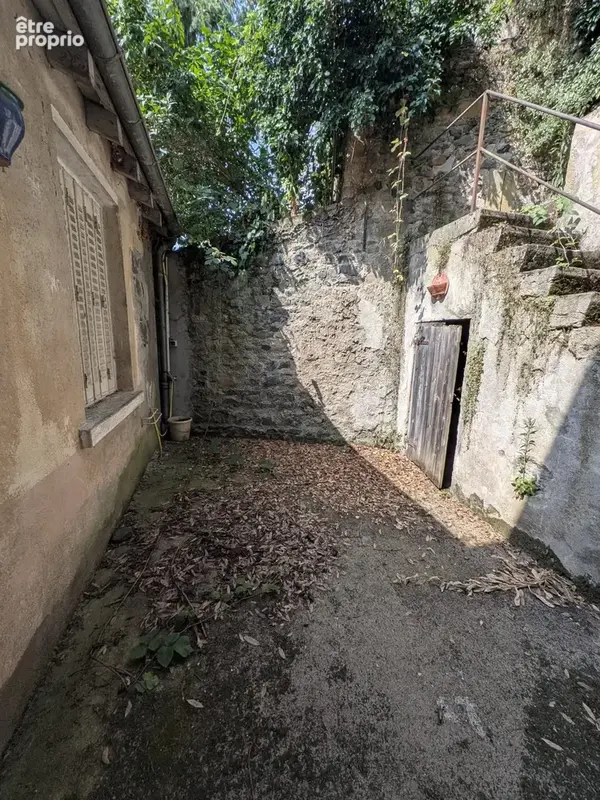 Maison 8 pièces 75 m² à vendre à Sain-Bel (69210) - photo 2