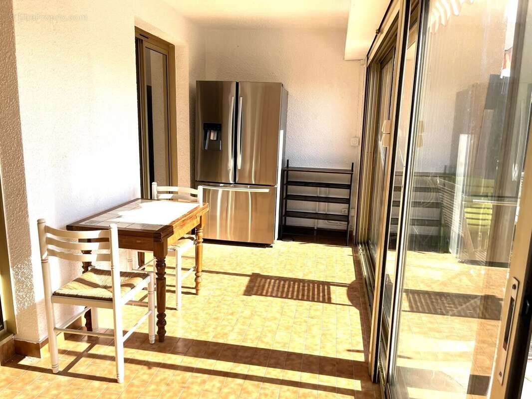 Appartement à LA LONDE-LES-MAURES