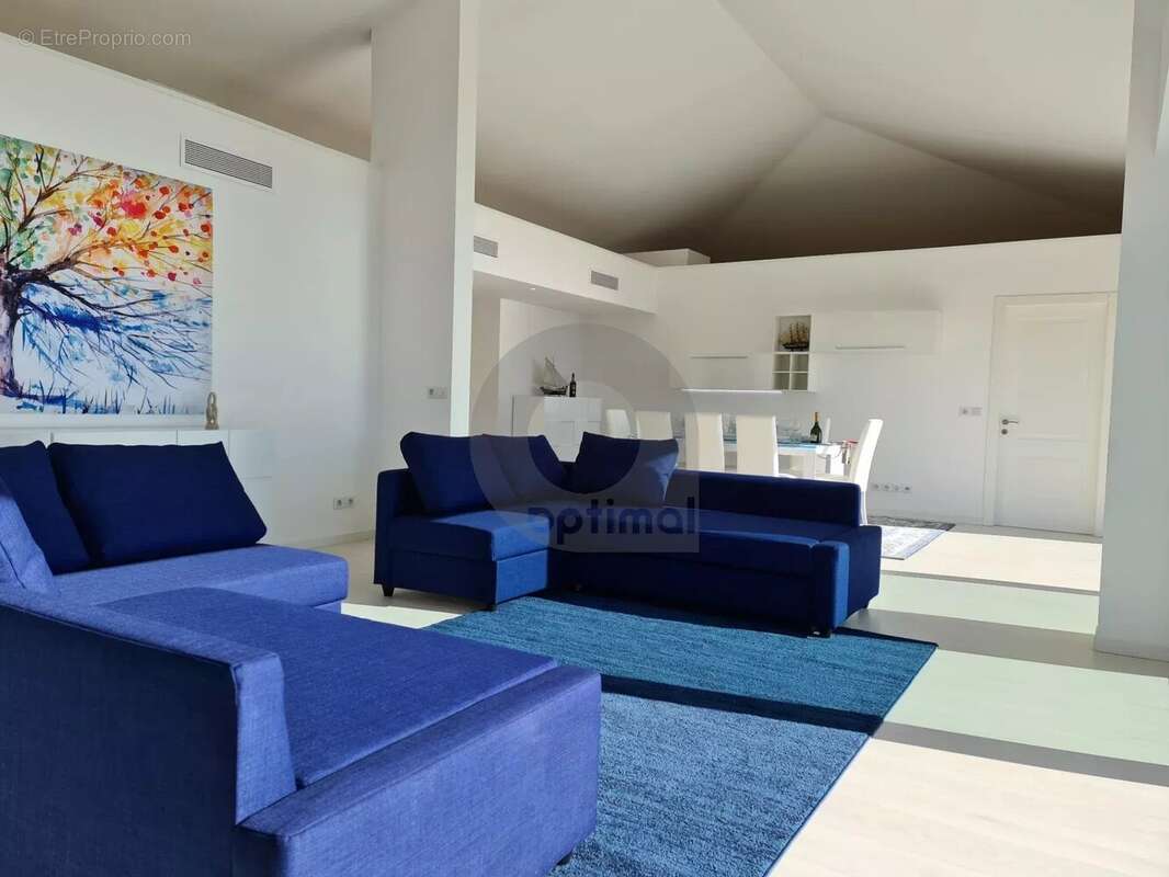 Appartement à MENTON