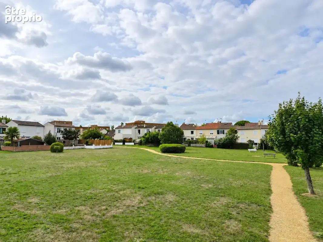 POITIERS   LA GIBAUDERIE   Maison lumineuse avec jardin, terrasse couverte et garage - photo 17