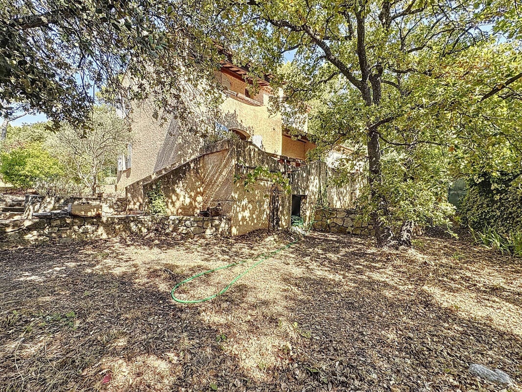 Maison à PUYLOUBIER
