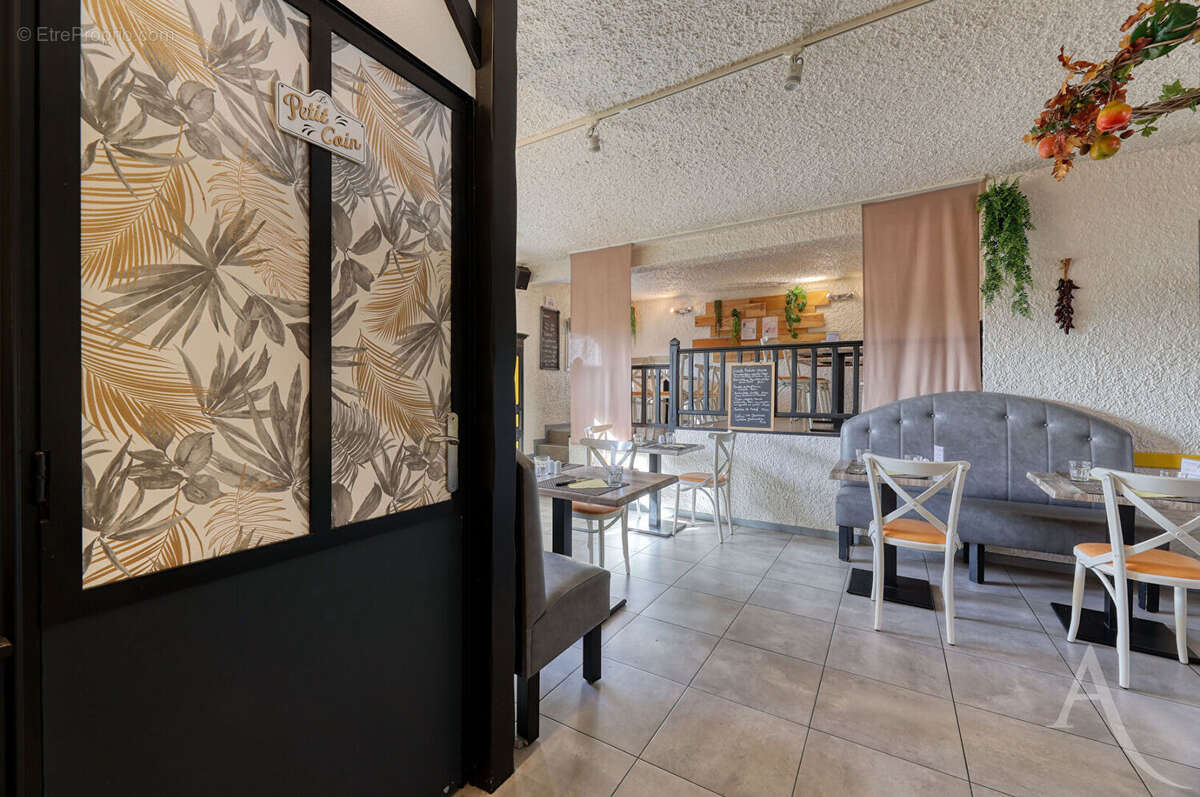 Commerce à LES SORINIERES