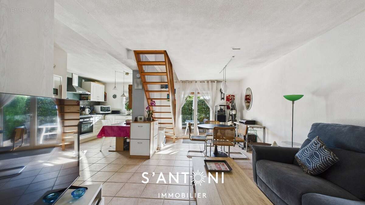 Maison à VIAS