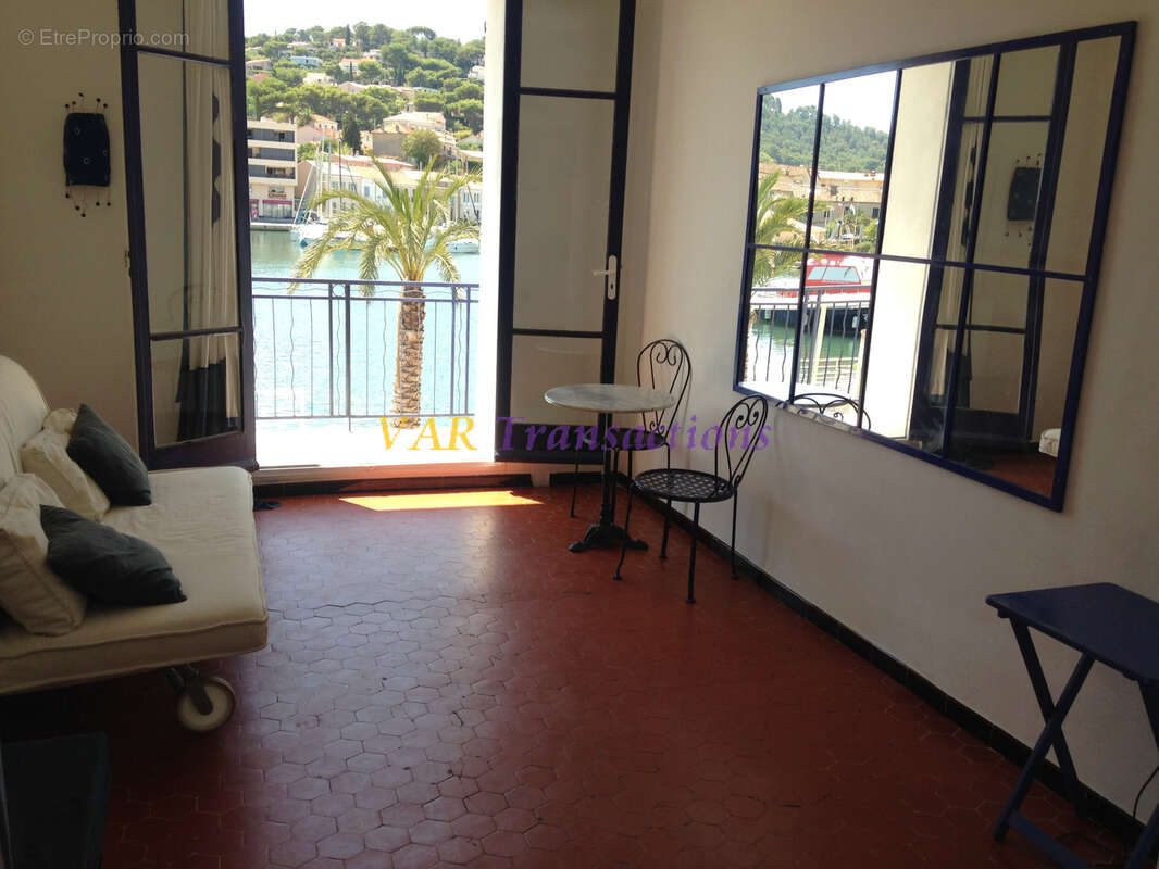 Appartement à SAINT-MANDRIER-SUR-MER
