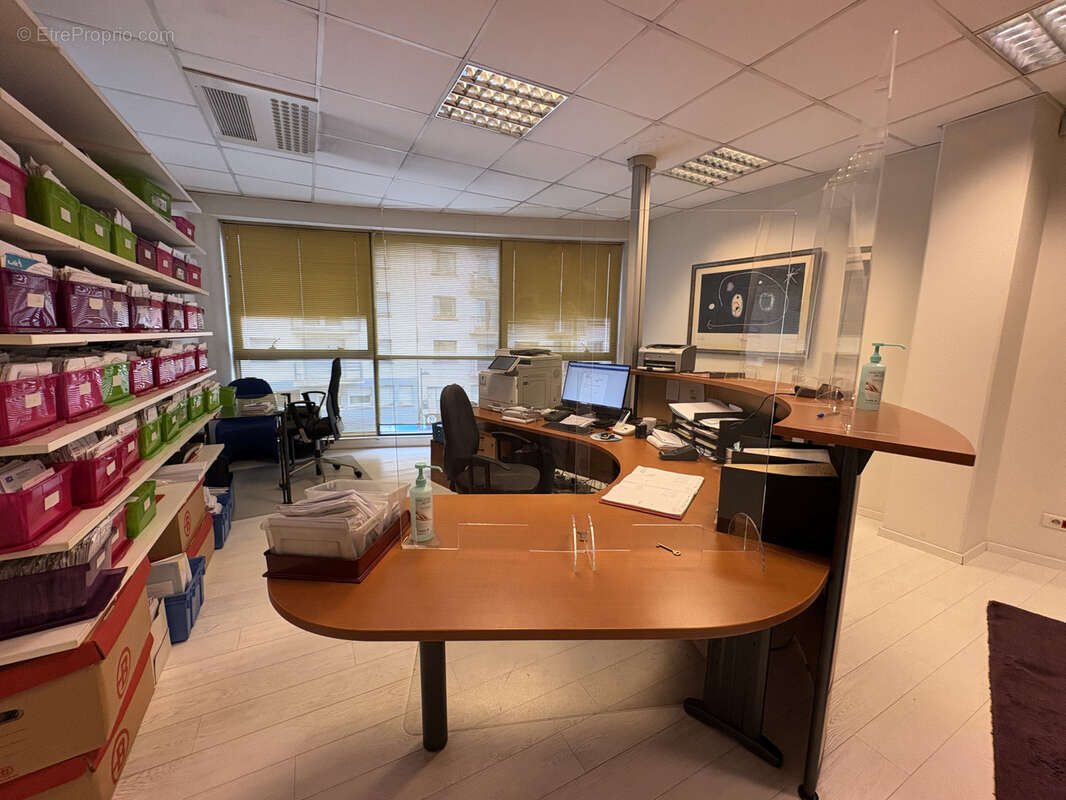 Commerce à SAINT-LOUIS