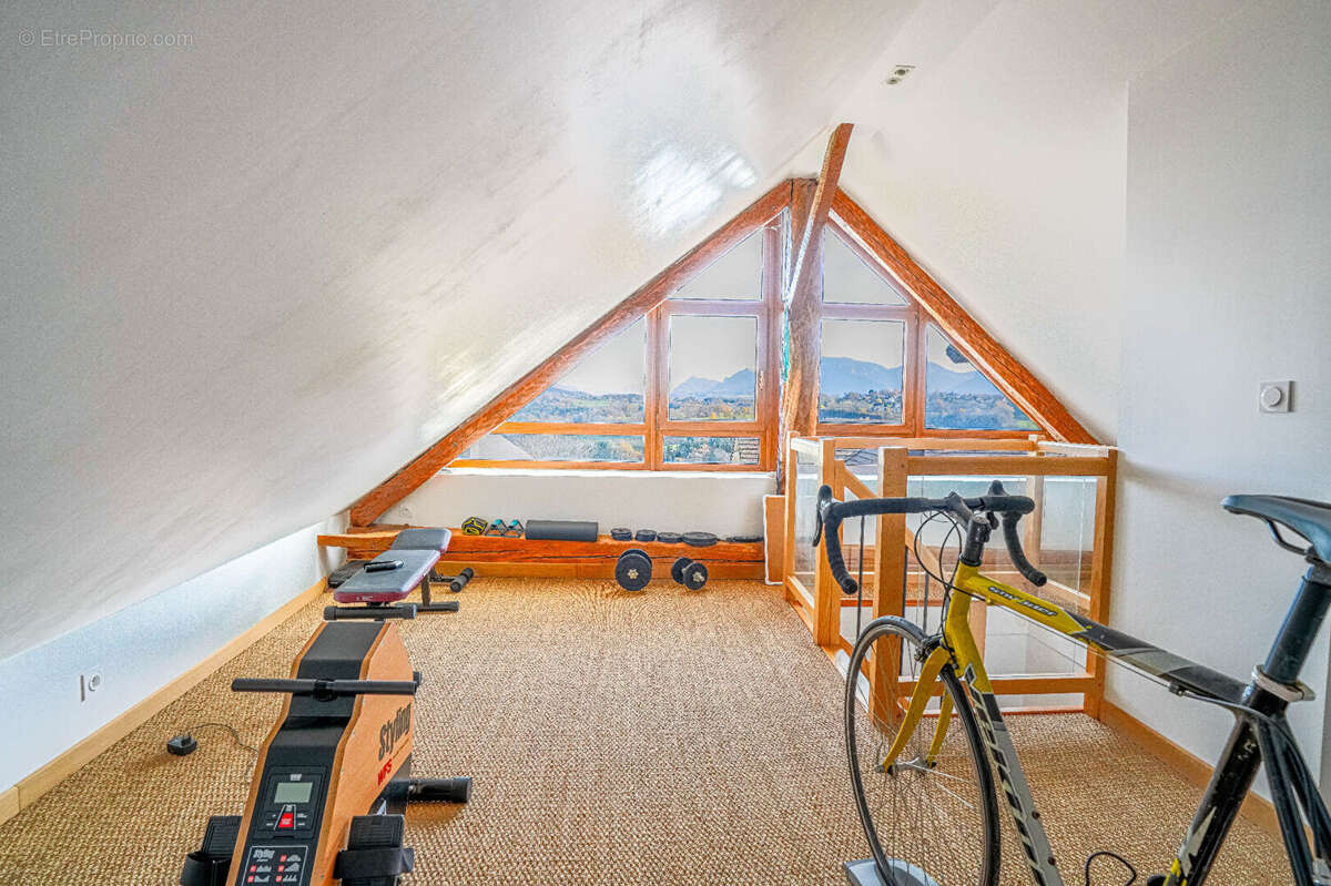 Maison à ALLONZIER-LA-CAILLE