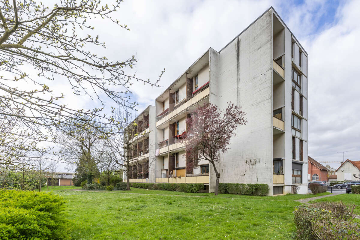 Appartement à MELUN