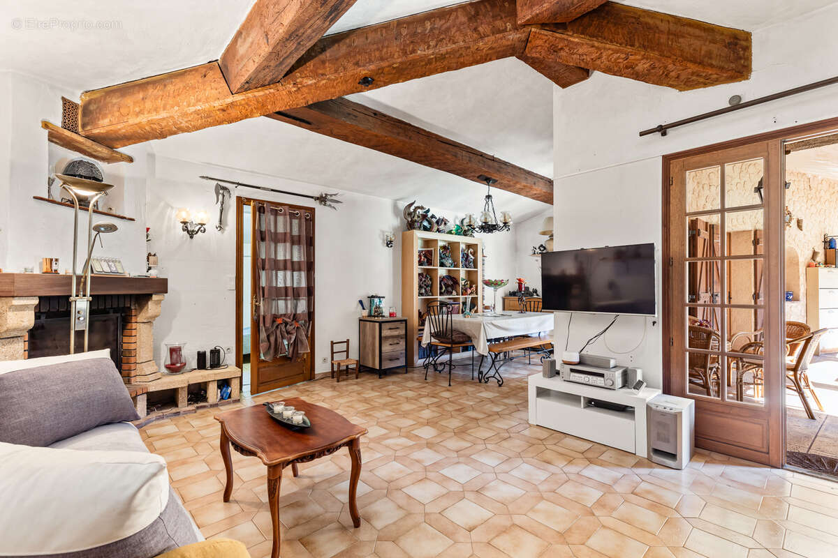 Maison à PEYMEINADE