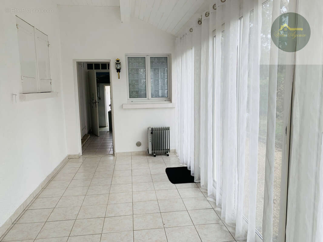 Maison à CHEROY
