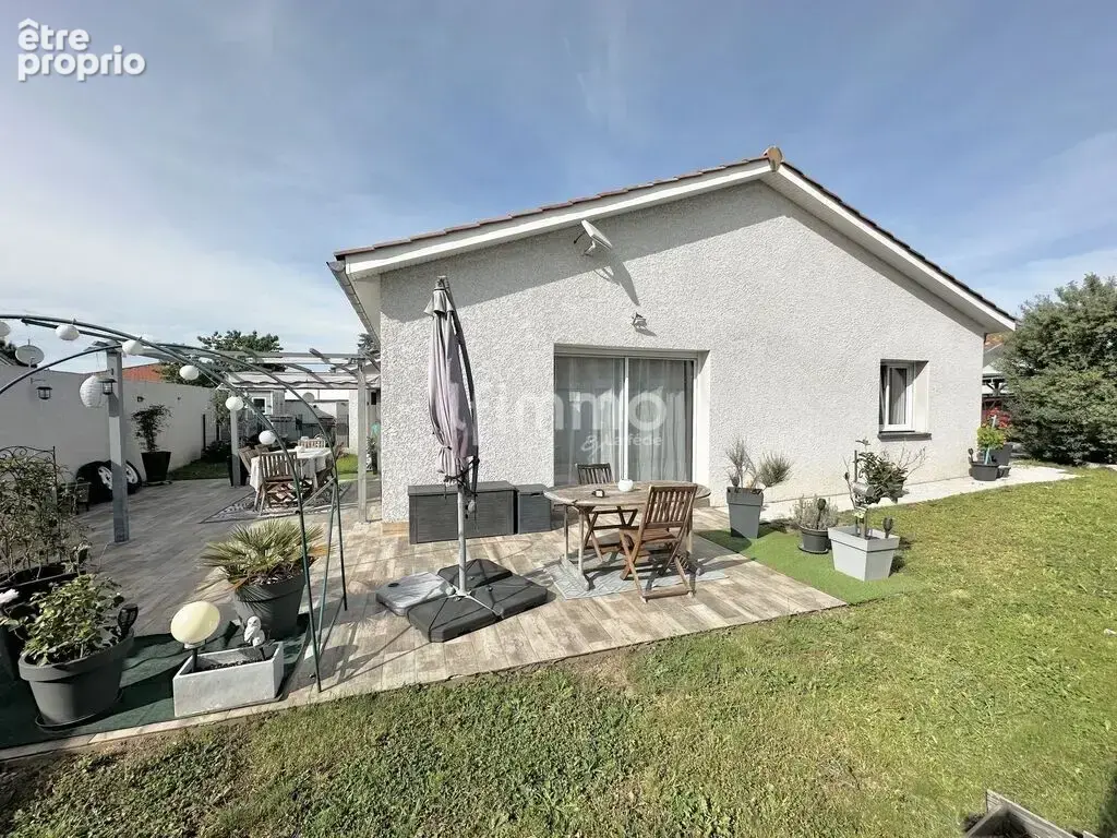 Maison 81m² plain-pied Terrain 421m² Garage cabanon de jardin - photo 2