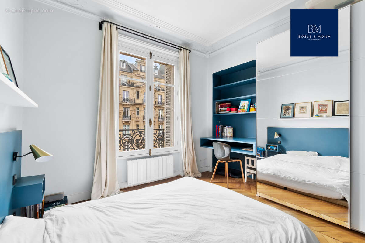 Appartement à PARIS-7E