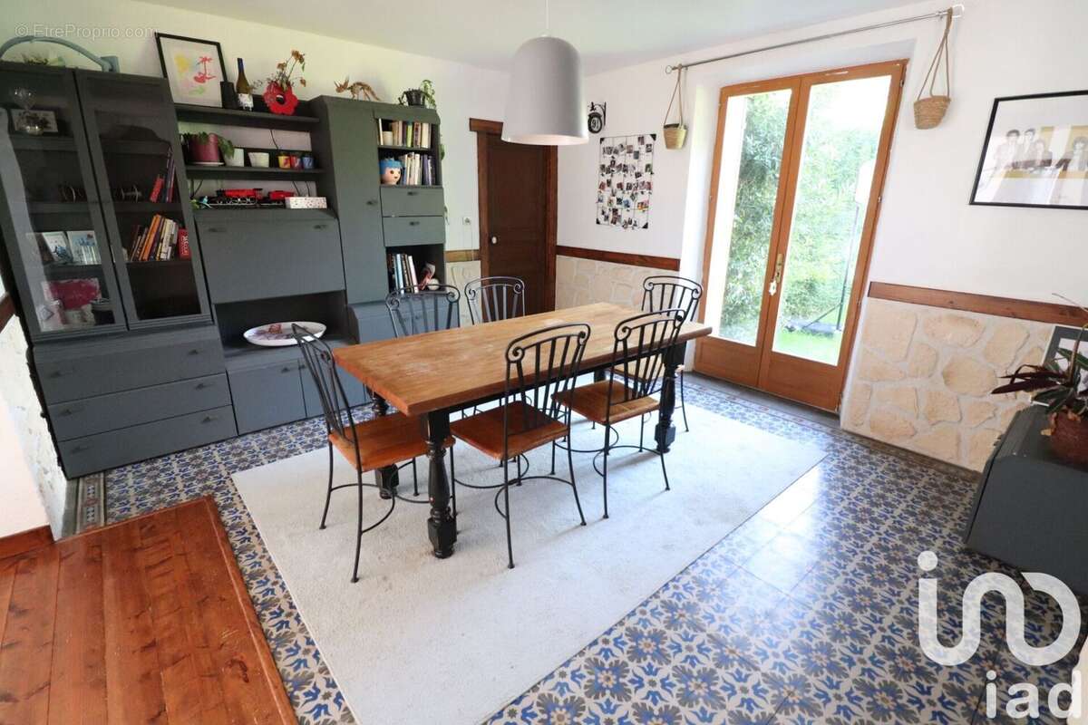 Appartement 91 m² à Avon  - photo 6