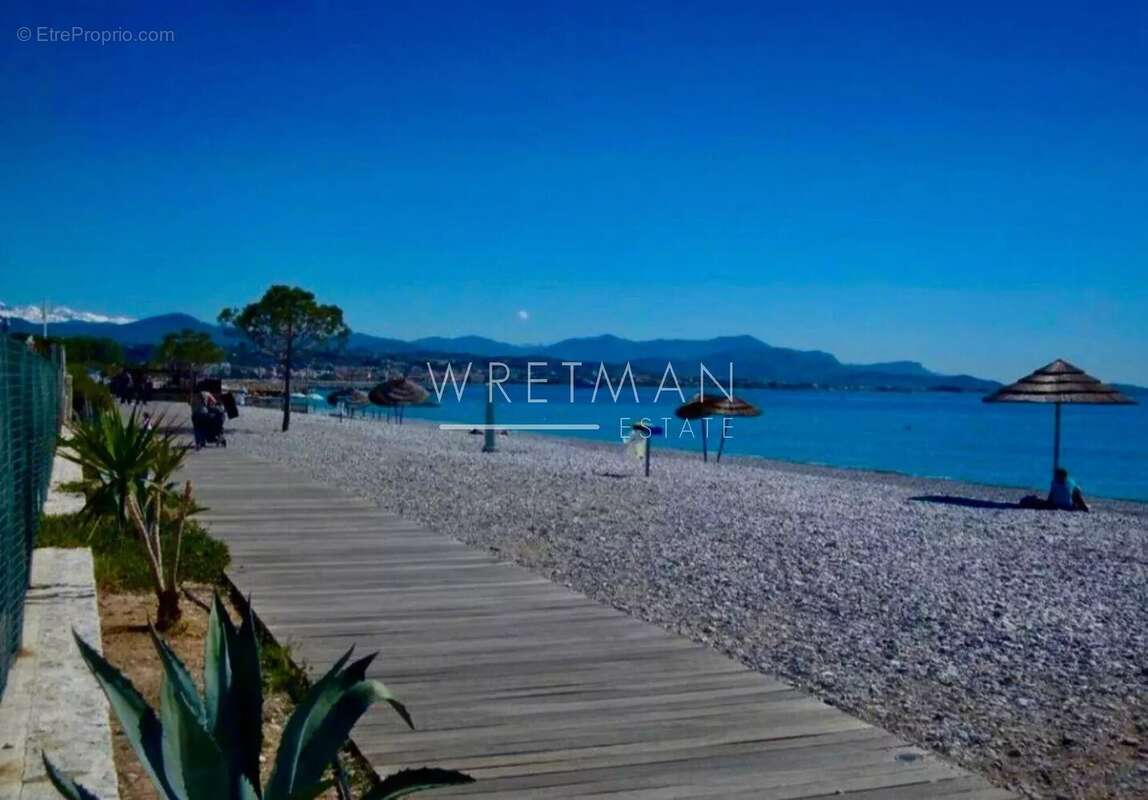 Appartement à VILLENEUVE-LOUBET