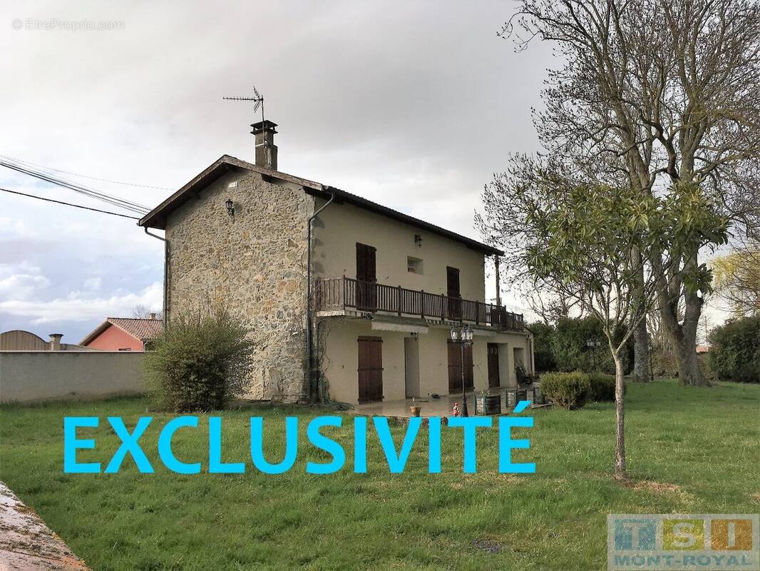 Maison à POINTIS-INARD