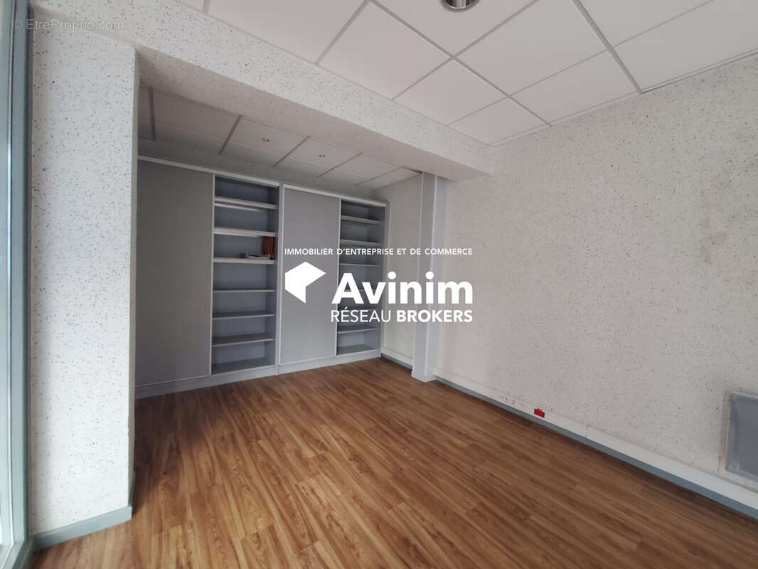 Commerce 153 m² à Chambery  - photo 5