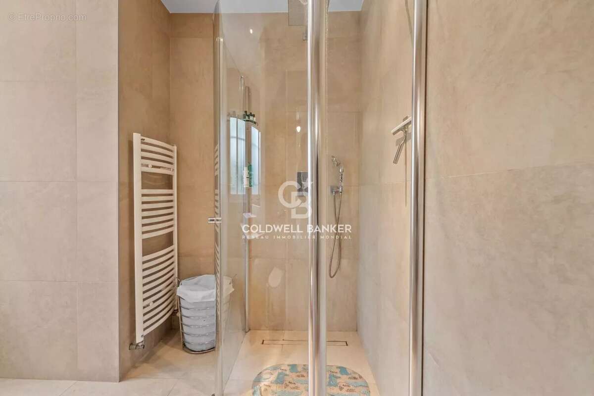 Maison à MOUGINS