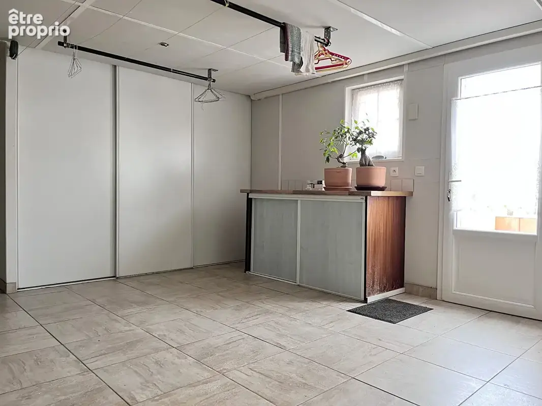 Challans 5 pièces - 155.98 m2 - Terrain 1225m² - garage - proche centre-ville - photo 11