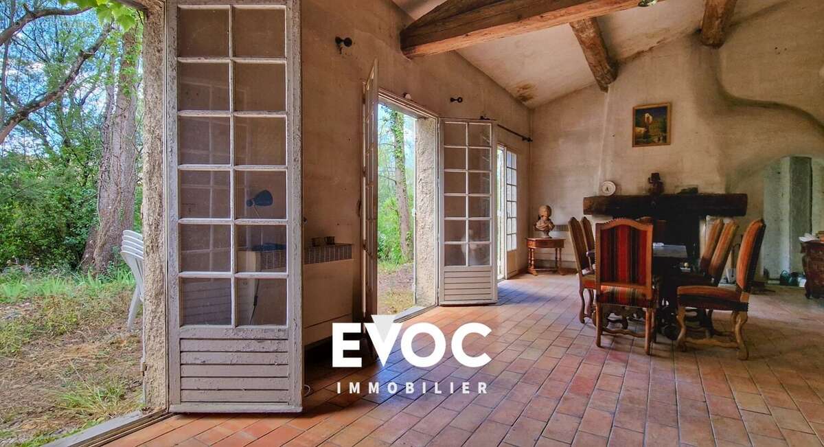 Maison à SAINT-CLEMENT-DE-RIVIERE