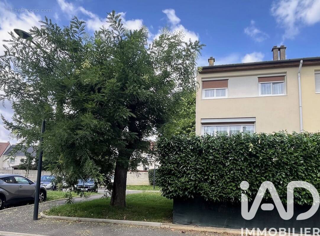 Photo 1 - Maison à PONTAULT-COMBAULT