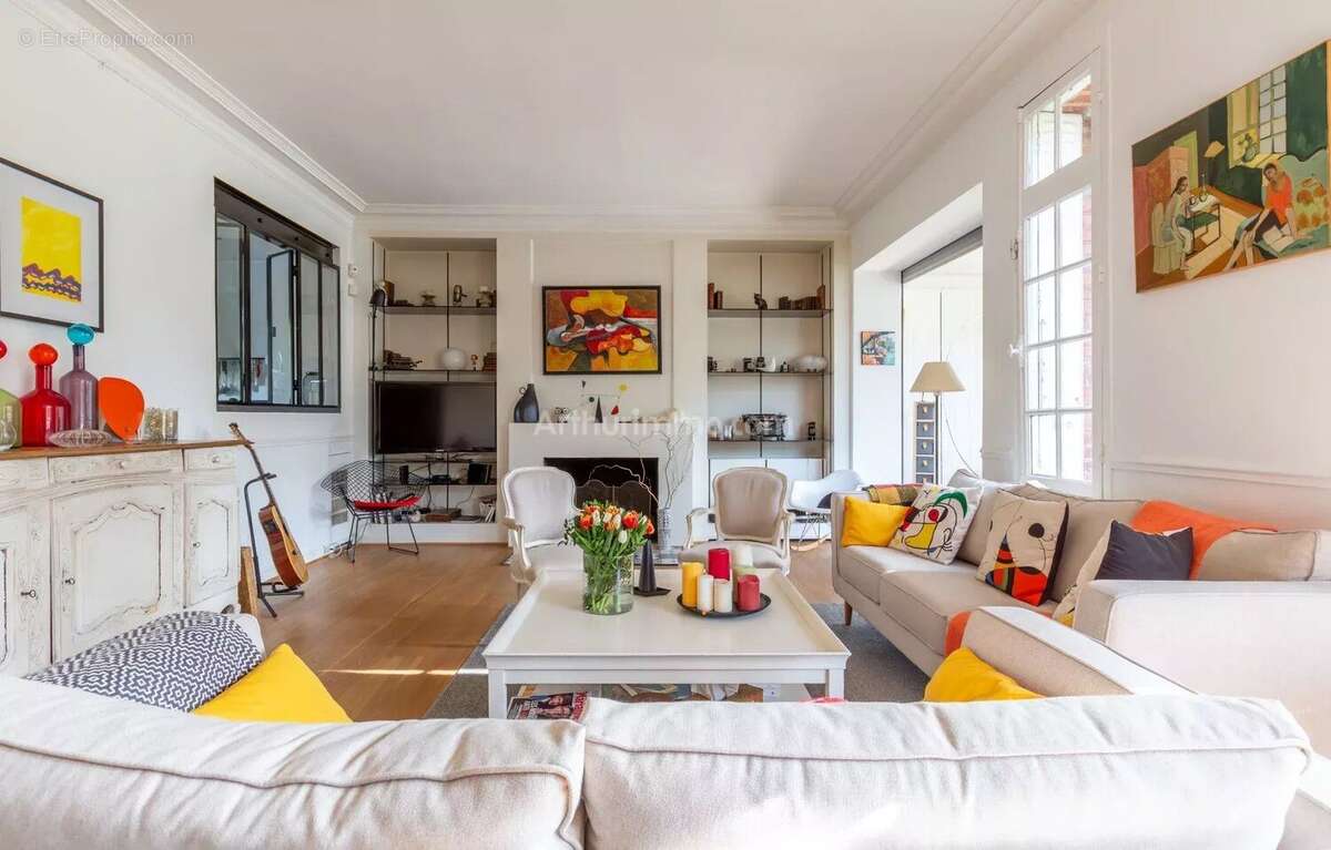 Maison à LE PERREUX-SUR-MARNE