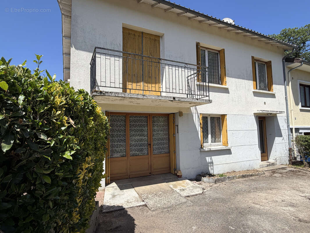 Maison à FEYTIAT