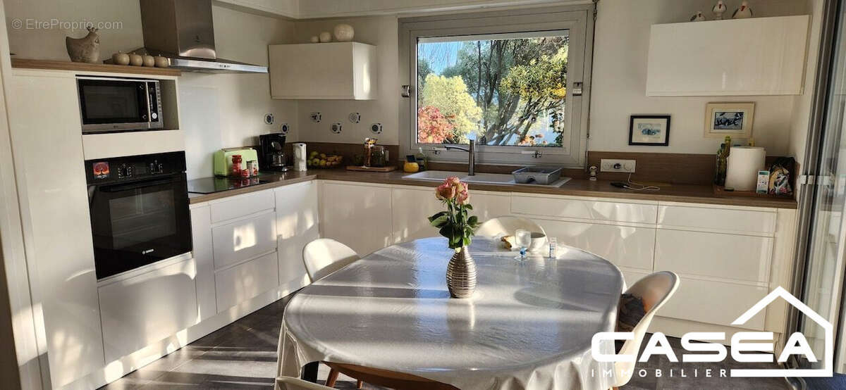 Maison 176 m² à Loctudy  - photo 2