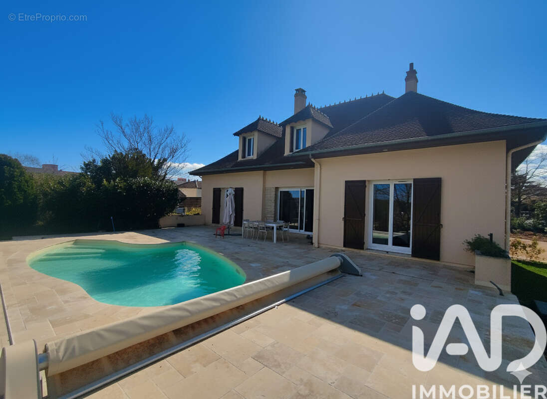 Photo 3 - Maison à MONTLUCON