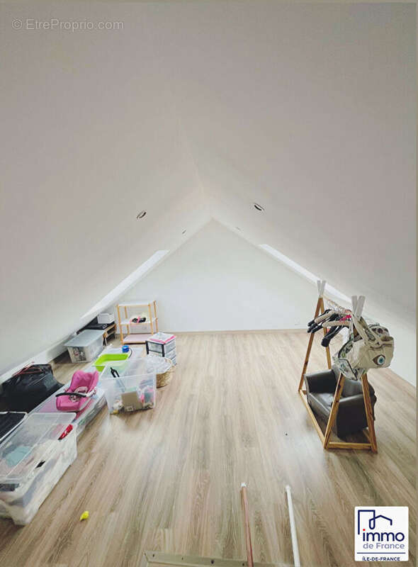 Maison à LIVRY-GARGAN