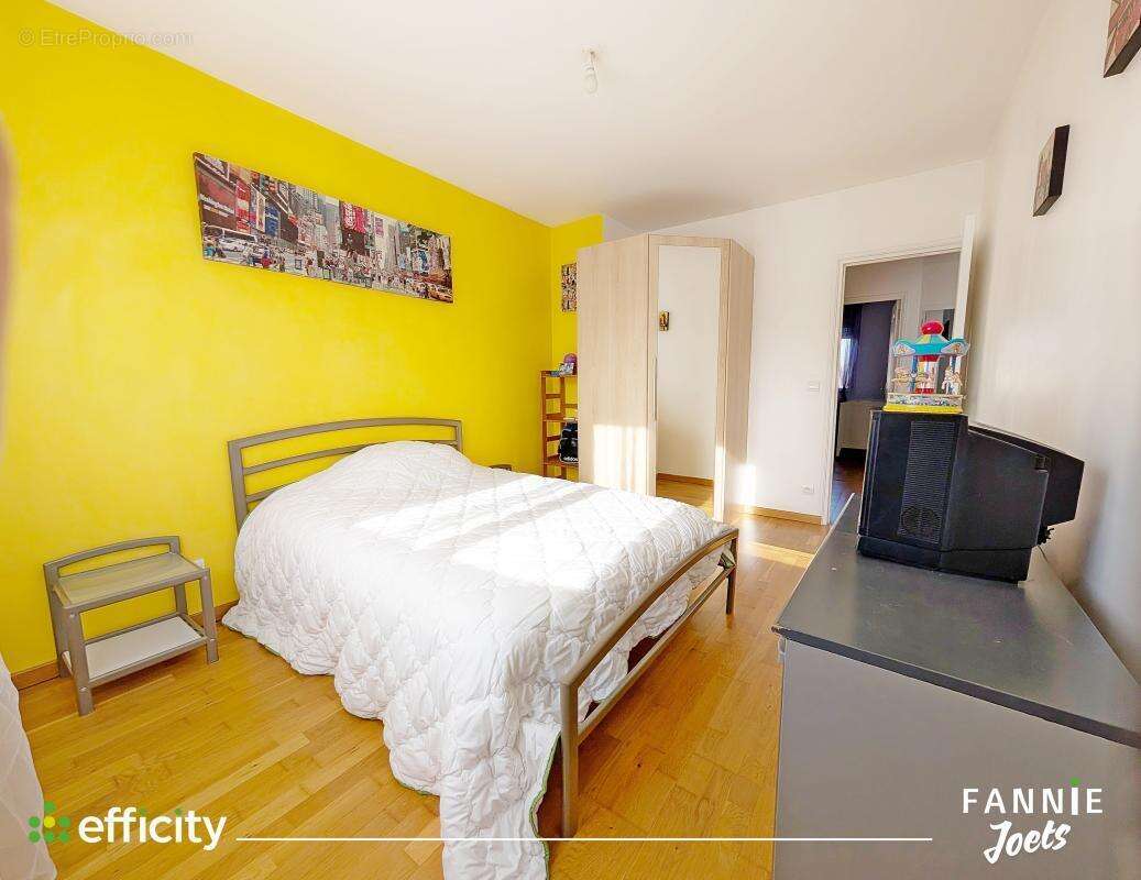 Maison à SAINT-GRATIEN