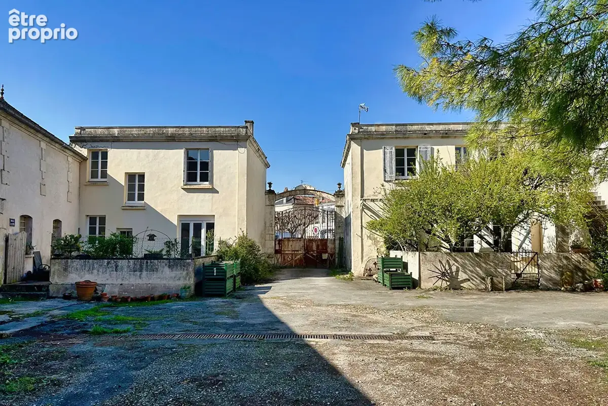 Opportunité commerciale avec 3 logements - photo 2
