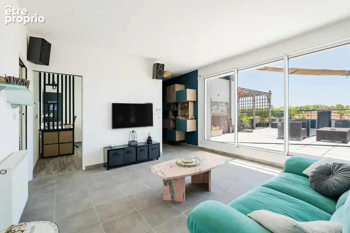 Appartement roof top - T4-T5 - Terrasse - Garage - Moderne - Ascenseur - photo 2