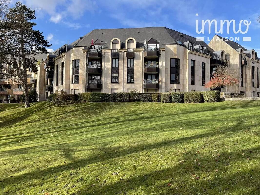 Appartement à VERSAILLES